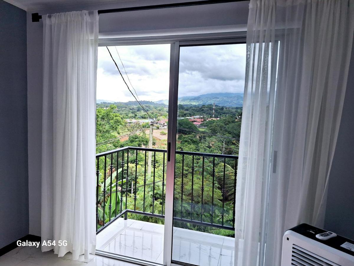 Хостел Victoria House San Isidro De El General Экстерьер фото