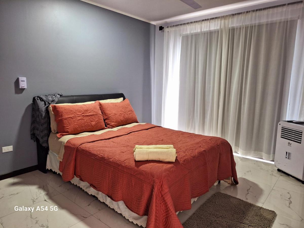 Хостел Victoria House San Isidro De El General Экстерьер фото