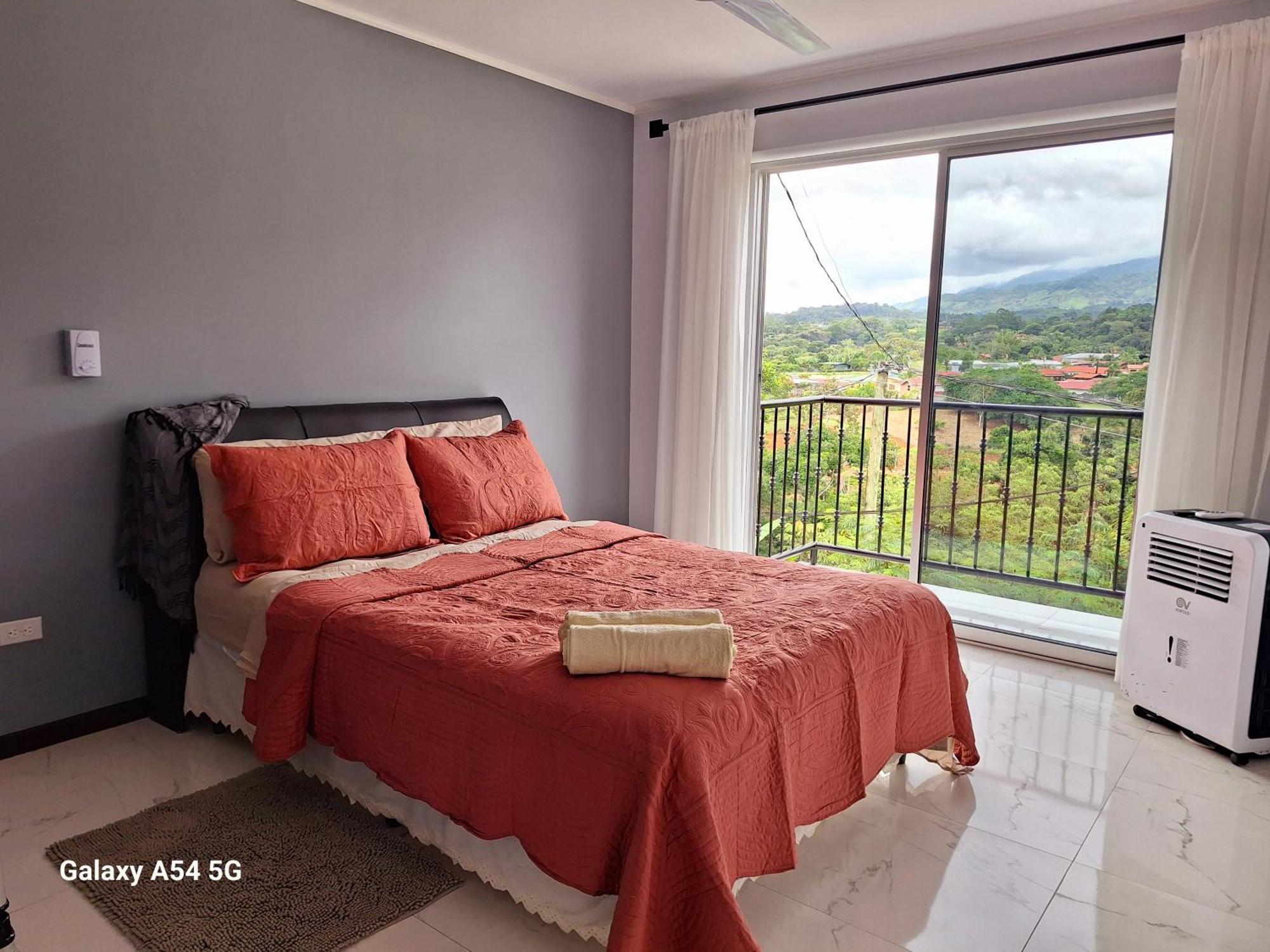 Хостел Victoria House San Isidro De El General Экстерьер фото
